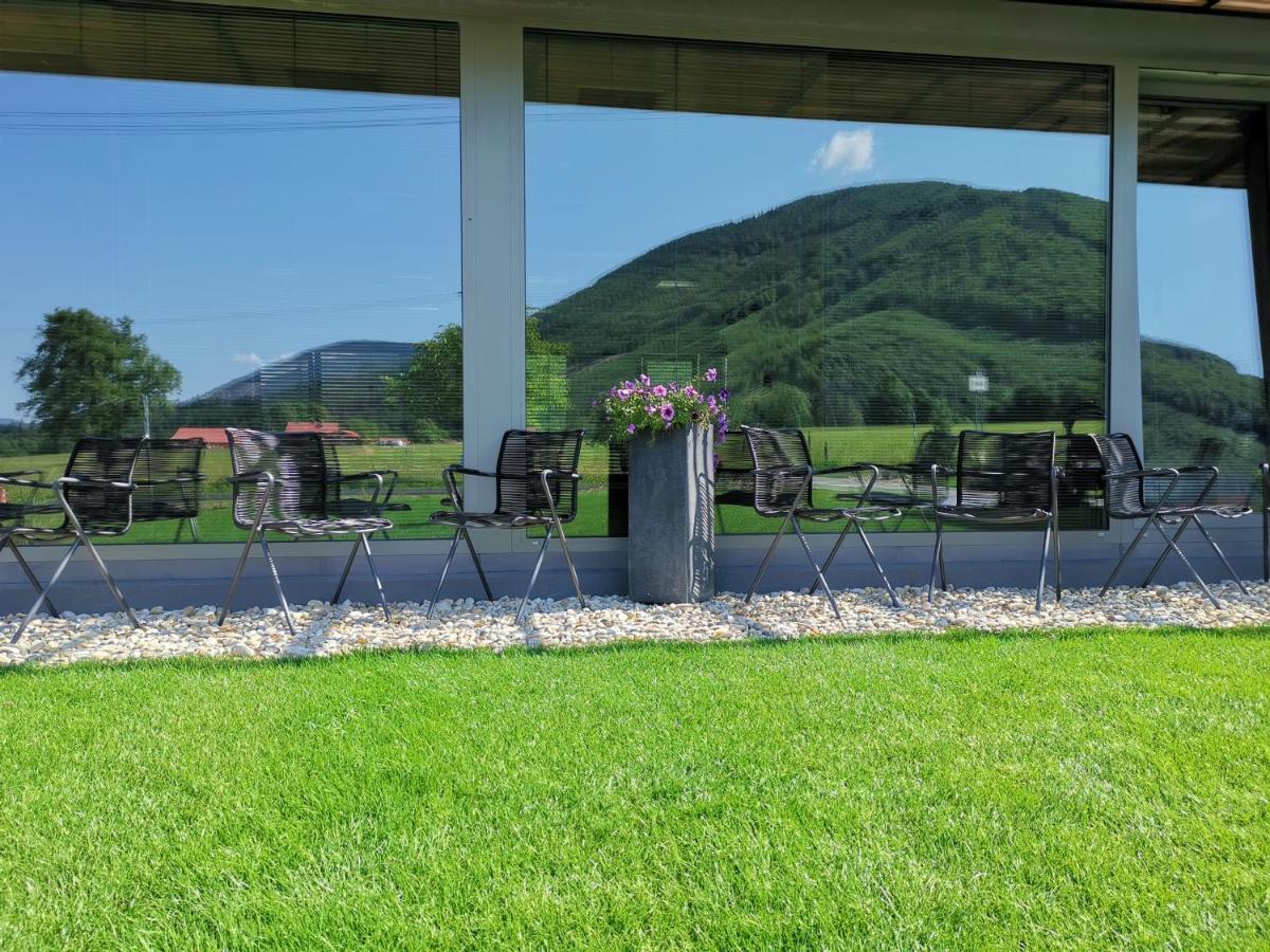 Maralak Hotel